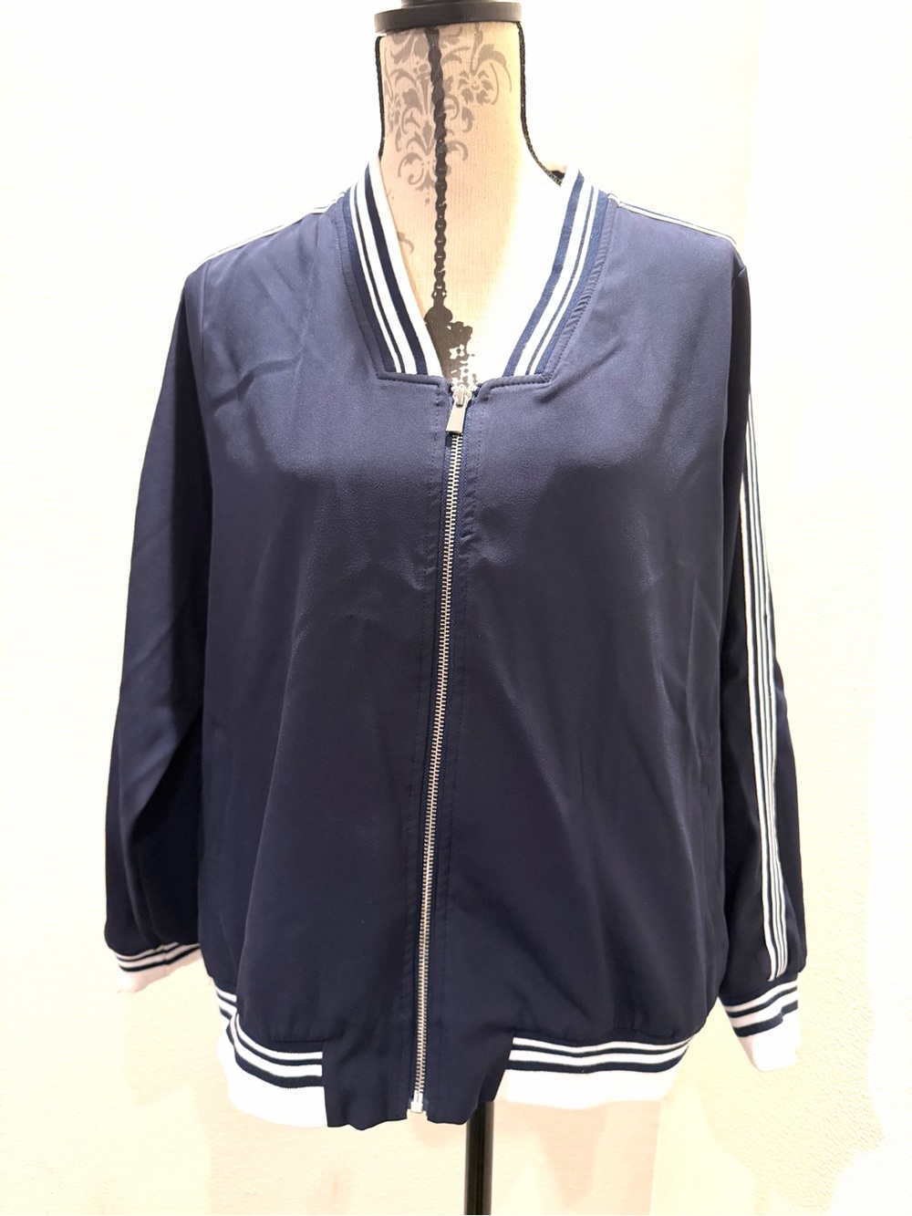 Liverpool XL Navy Bomber Jacket with Ribbed Knit Striped Trim